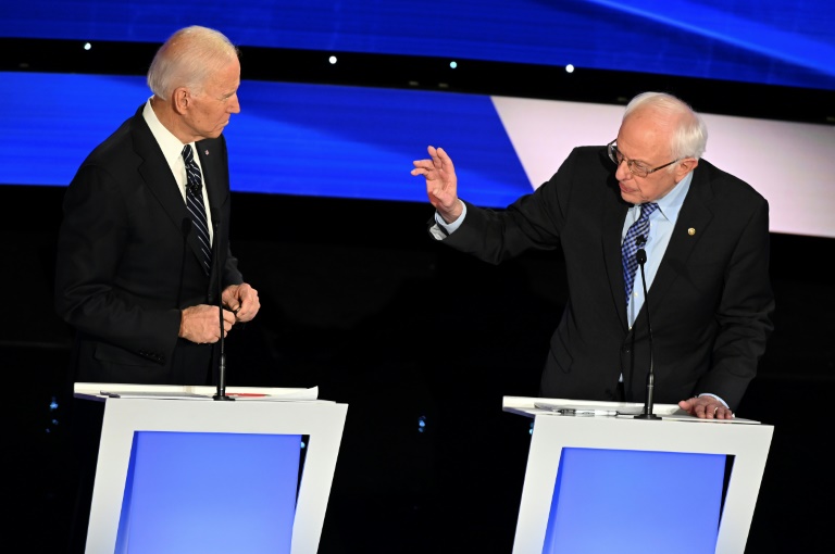 Pré-candidatos à presidência Biden e Sanders trocam farpas nos EUA