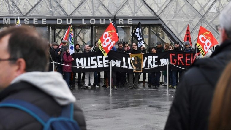 Louvre fechado por bloqueio das manifestações contra reforma da Previdência