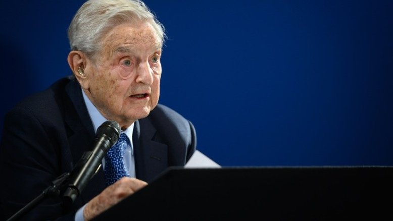 Soros promete investir US$ 1 bilhão contra 'ditadores'