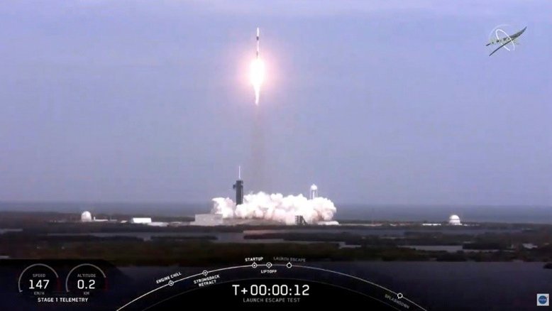 SpaceX faz com sucesso último teste antes de enviar astronautas à ISS