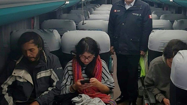 Turistas detidos em Machu Picchu são deportados e proibidos de entrar no Peru