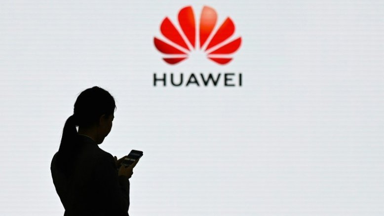 Serviço de Inteligência britânico diz que Londres pode trabalhar com Huawei