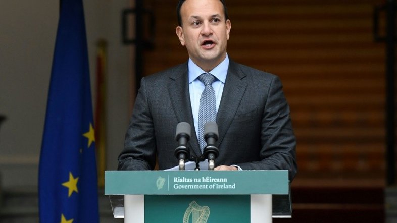 Irlanda realizará legislativas antecipadas em 8 de fevereiro