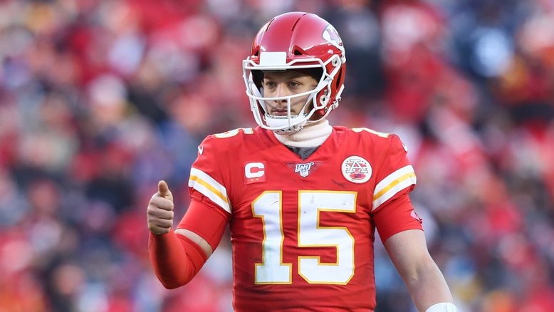 Chiefs e 49ers confirmam favoritismo e se classificam para o Super Bowl