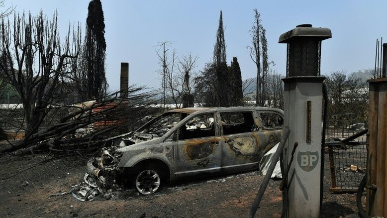 Militares pedem que moradores deixem suas casas por incêndios na Austrália