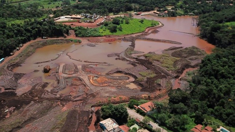 Um após catástrofe, Brumadinho segue paralisada