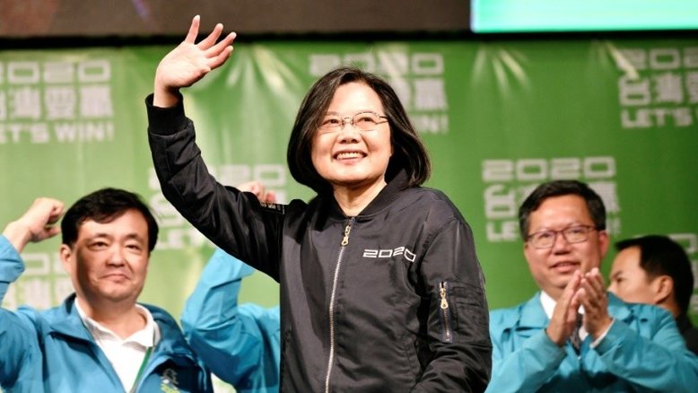 Após reeleição, presidente de Taiwan é alvo da imprensa chinesa