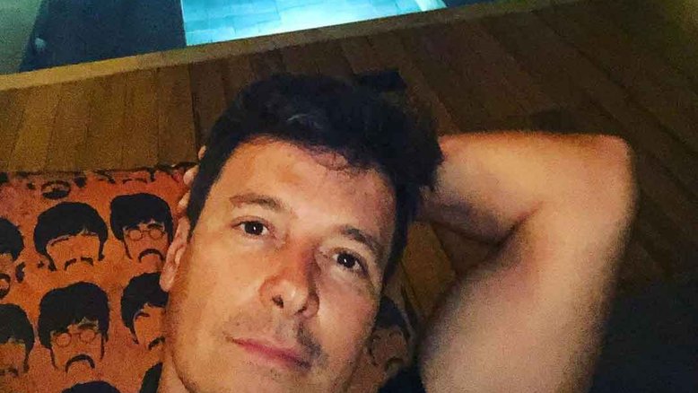 Rodrigo Faro faz piada sobre seu novo visual: "Se liga na bigodeira"