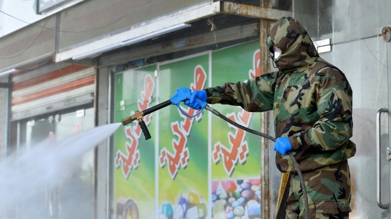 Número de novos casos de coronavírus no mundo supera o da China