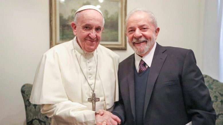 Lula usa Igreja Católica oportunisticamente e quer atrair evangélicos