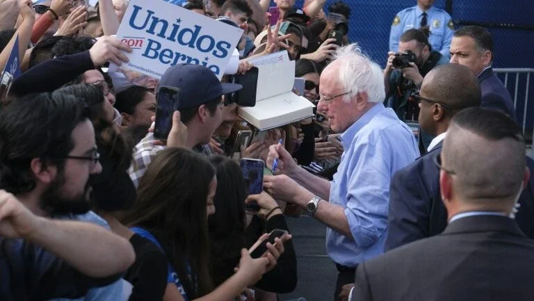 Bernie Sanders interviria militarmente se a China atacasse Taiwan