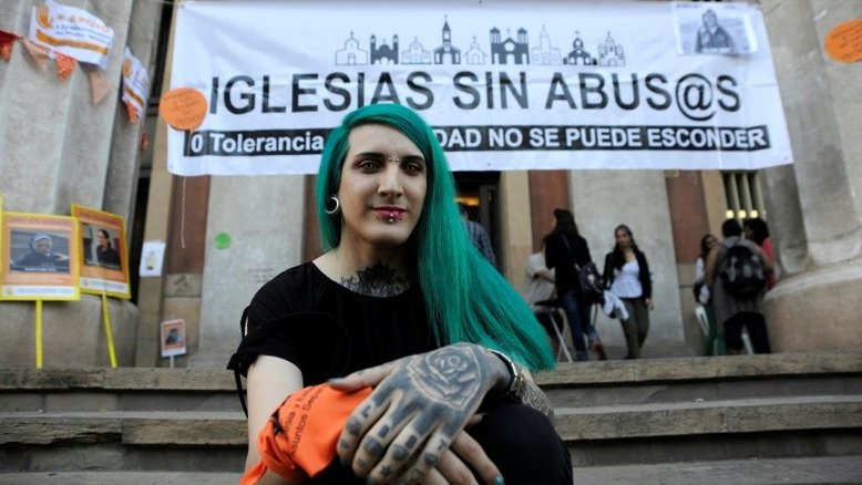 Surdos argentinos acusam papa de acobertar casos de abuso