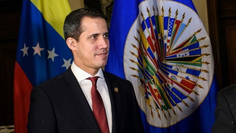 EUA alerta Venezuela para consequência de Guaidó não voltar com segurança ao país