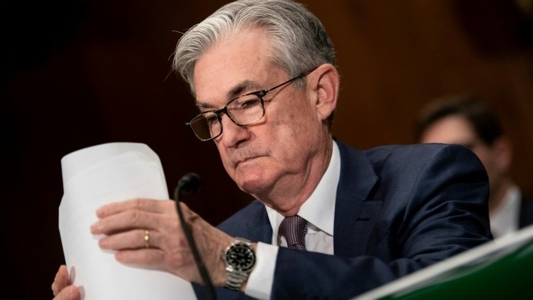 Presidente do Fed questiona bom estado do emprego nos EUA