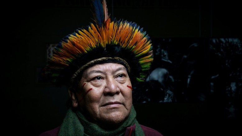 Líder yanomami faz chamado mundial 'urgente' em Londres para salvar Amazônia