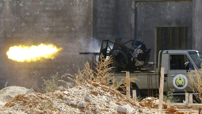 UE acorda nova missão para controlar embargo de armas na Líbia