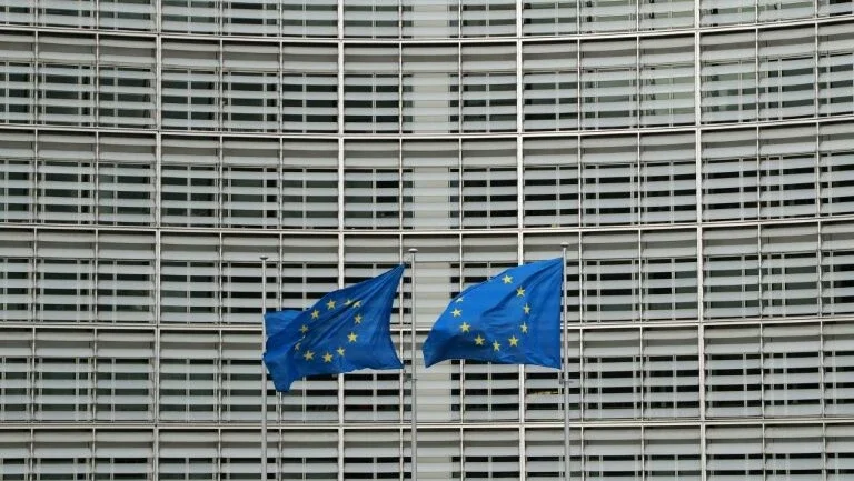 UE pede a Londres cumprimento das promessas antes negociação comercial