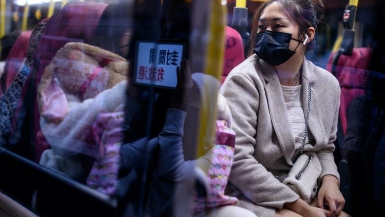 Hong Kong impõe quarentena a viajantes procedentes da China continental