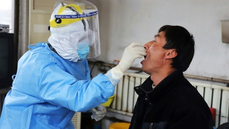 Após surto na China, coronavírus se espalha por 47 países