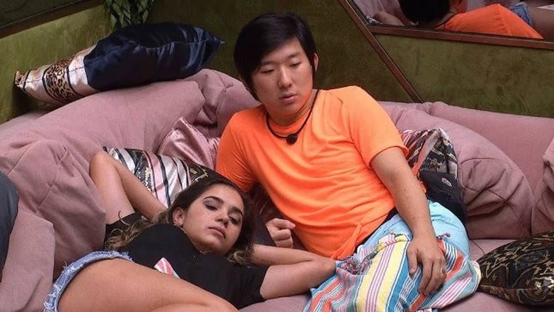 Ex-BBB Gizelly diz não ter mais contato com Pyong Lee, seu grande amigo no reality