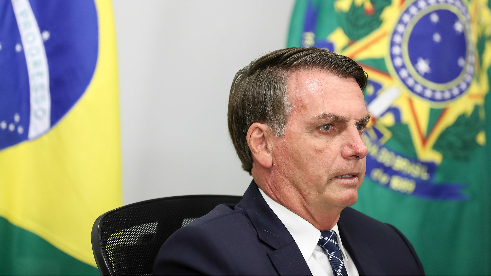 Bolsonaro diz que Greenpeace é 'lixo' e 'não vale nada'