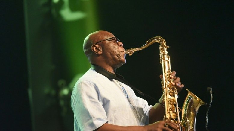 Saxofonista Manu Dibango morre vítima de coronavírus