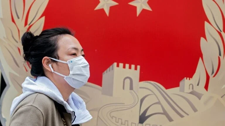 Após 3 dias, China volta a ter caso interno de coronavírus
