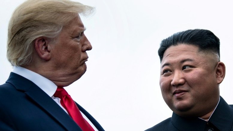 Coreia do Norte diz que Trump propõe 'reativar' relações com Kim em carta (agência)