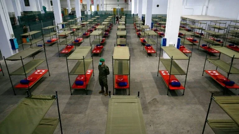 Espanha registra 769 mortes por coronavírus em um dia e total alcança 4.858