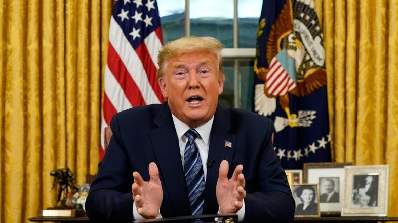Trump suspende 'todas as viagens da Europa' para EUA por 30 dias