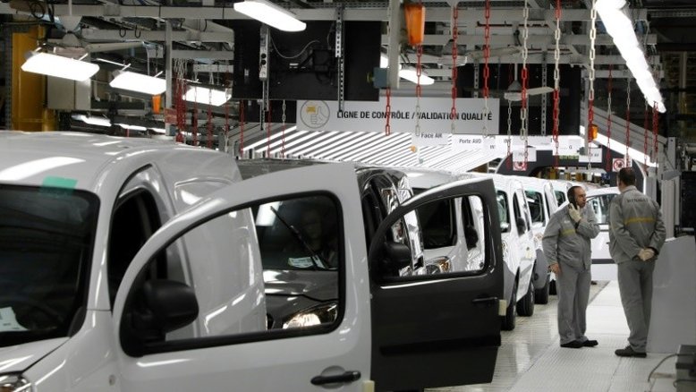 Produção de veículos tem queda de 50,5% no 1º semestre