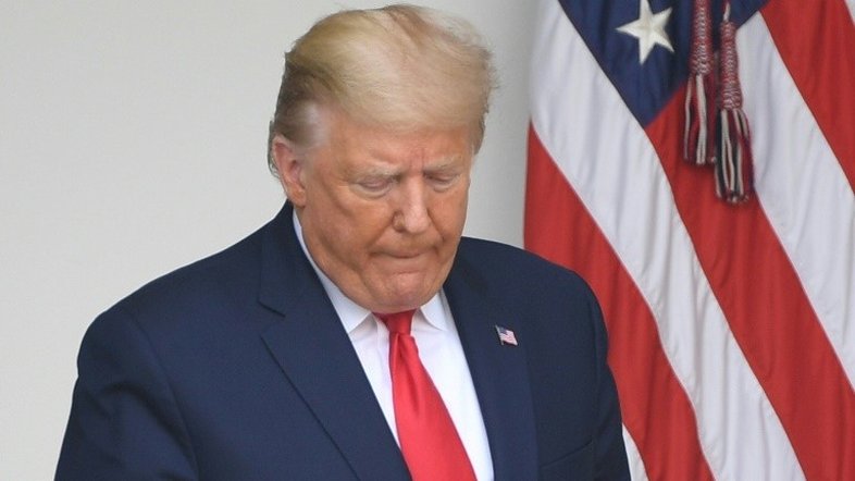 Coronavírus: Trump declara emergência nacional; país terá testes em drive-throughs