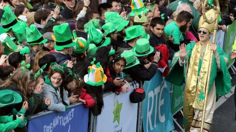 Irlanda fechará todas as escolas por coronavírus