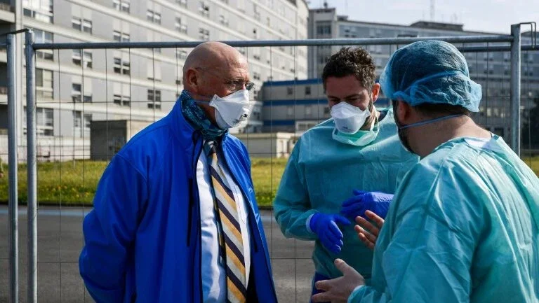Pandemia deixa mais de 4.000 mortos na Itália e Nova York entra em quarentena