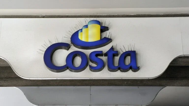 Passageiros de cruzeiro italiano são colocados em quarentena após caso de coronavírus