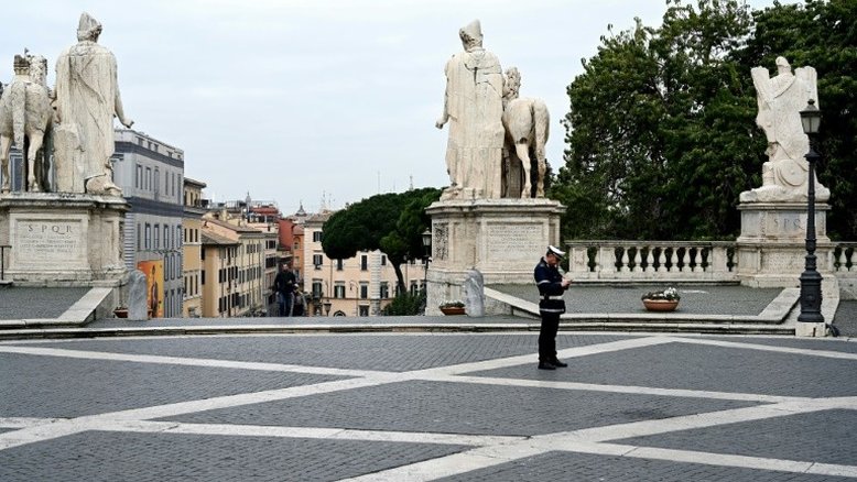 Coronavírus: especialistas chineses chegam a Roma com ajuda