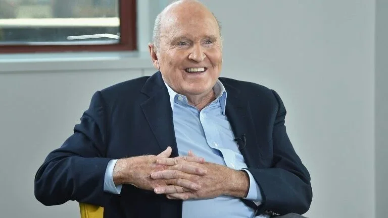 Jack Welch, emblemático empresário da General Electric, morreu aos 84 anos