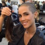 Para viver personagem em nova novela da Record TV, Pérola Faria raspa a cabeça