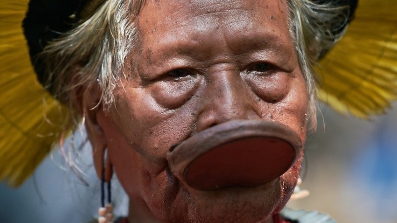 Cacique Raoni pede doações para indígenas brasileiros pela COVID-19