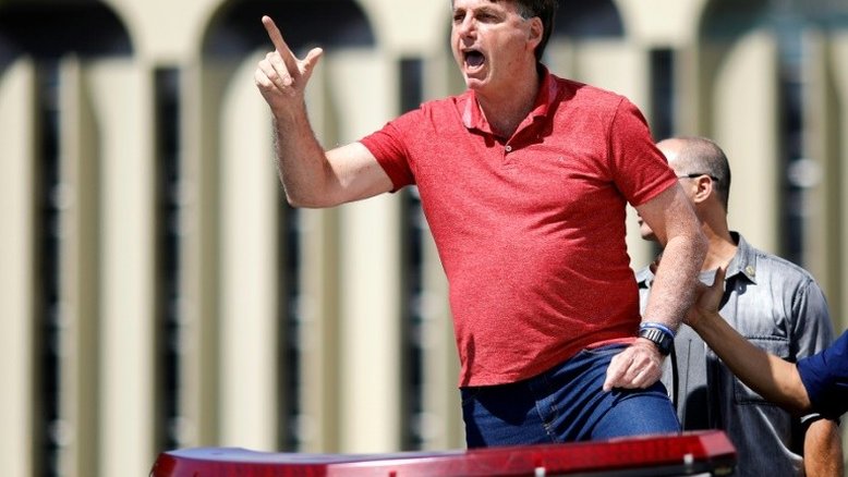 Moro 'mentiu' sobre interferência na PF, diz Bolsonaro