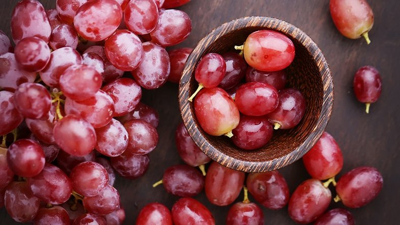Estes são os benefícios nutricionais e calorias de uma xícara de uvas!