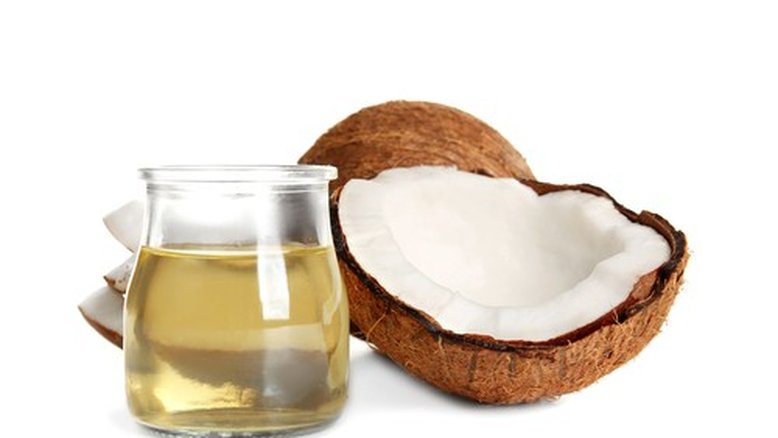 Cientista contradiz benefícios do óleo de coco: "veneno puro"