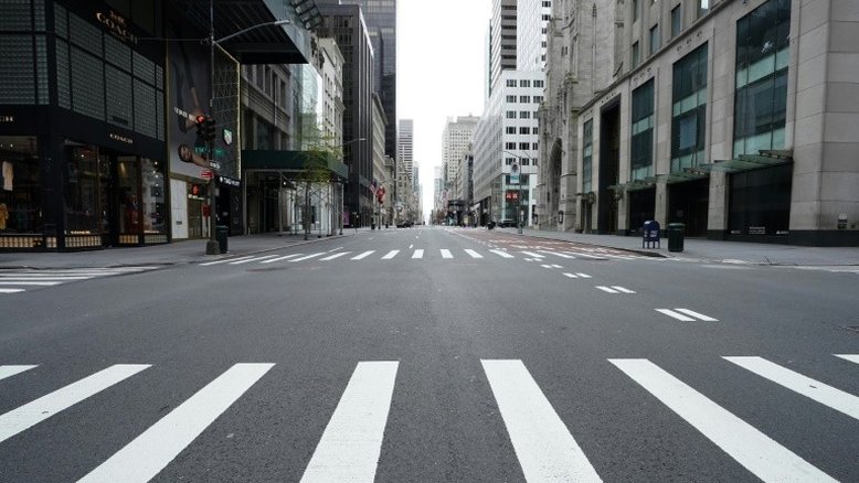 SP inicia bloqueios de avenidas para elevar taxa de isolamento