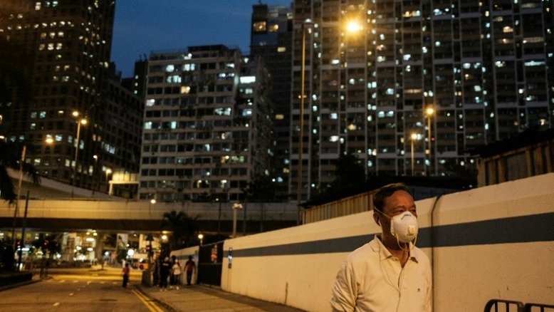 Polêmica constitucional reaviva crise em Hong Kong