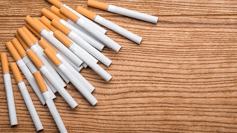 Governo aumenta imposto do cigarro e quem ganha é o mercado ilegal