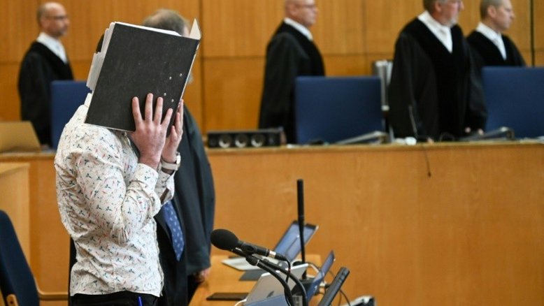 Começa na Alemanha julgamento de membro do EI acusado de genocídio contra yazidis
