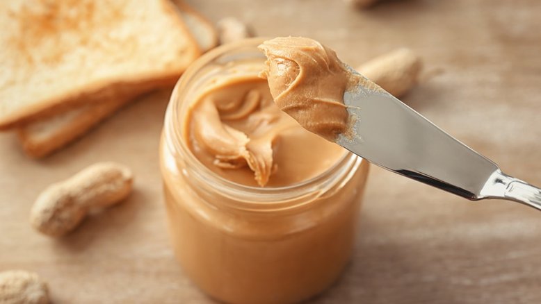 Afinal, pasta de amendoim é mesmo saudável?