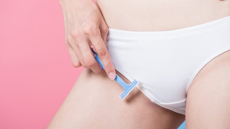 Após procurar médico, mulher descobre que pelo encravado era câncer na vulva