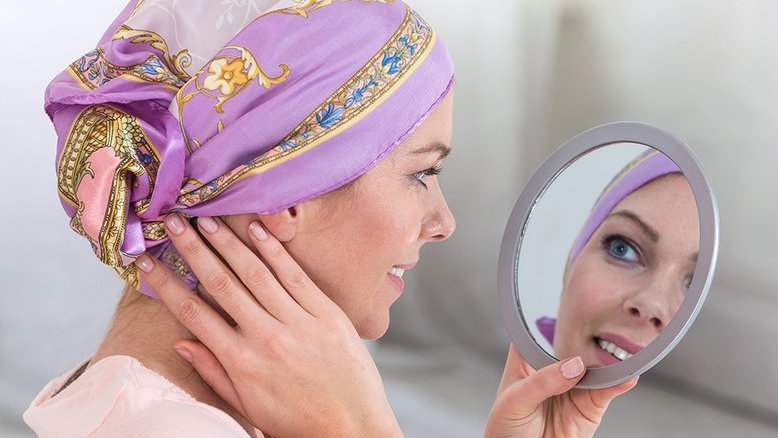 Outubro Rosa: Perda do cabelo no tratamento para câncer de mama