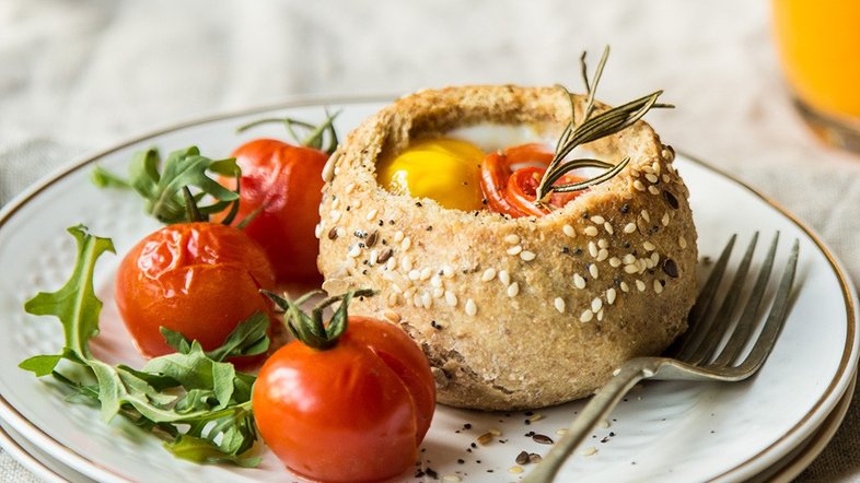 Café da manhã com ovos: aprenda receita de pãozinho tigela